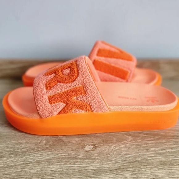 Brand New Unisex IVY PARK Platform Slides In Solar Orange - Picture 6 of 7